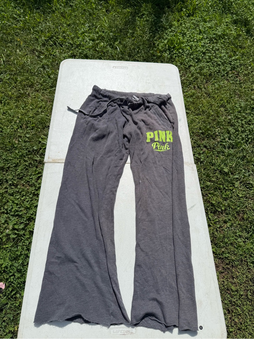 pink vs y2k wide leg sweatpants